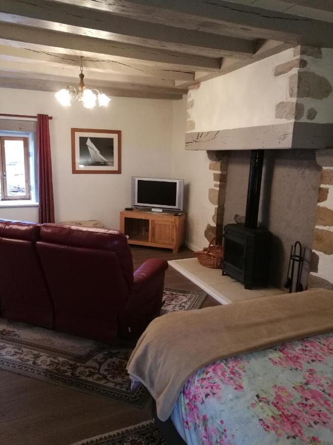 Bed and Breakfast Chez Pastuso Brigueuil-le-Chantre Exterior foto