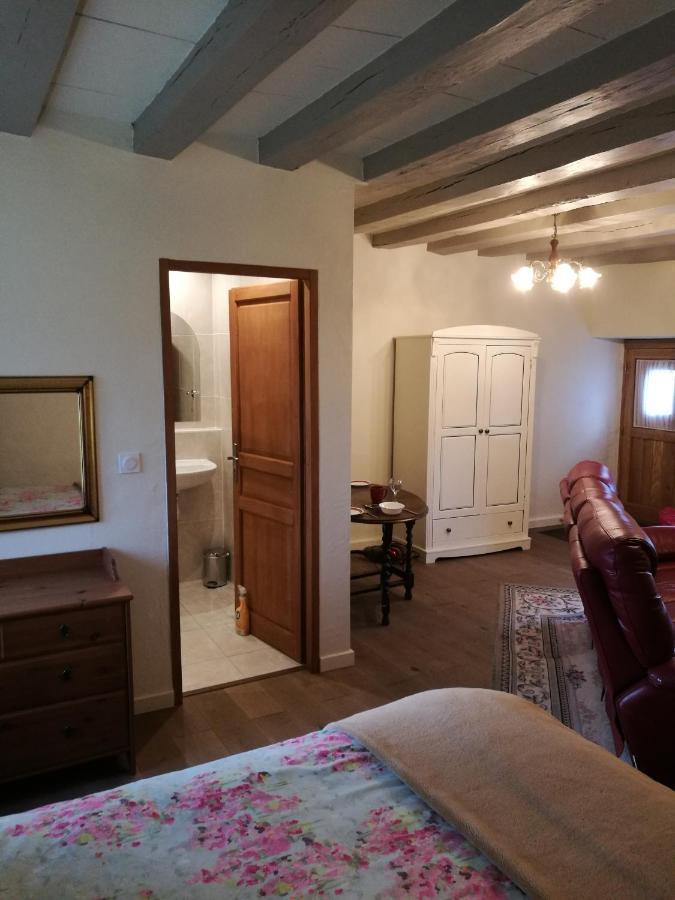 Bed and Breakfast Chez Pastuso Brigueuil-le-Chantre Exterior foto