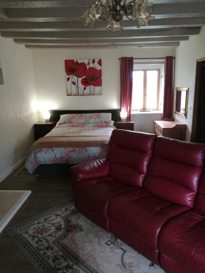 Bed and Breakfast Chez Pastuso Brigueuil-le-Chantre Exterior foto